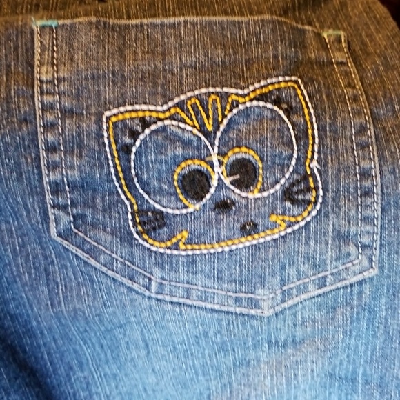 25# It's not easy being this cute short pants - Picture 4 of 6